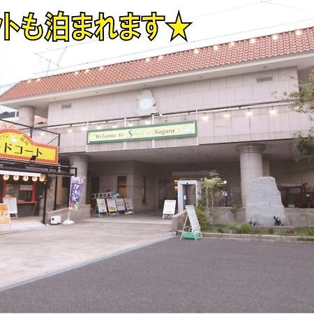 Hotel Swan Lake Nagara Nagara  Exterior foto